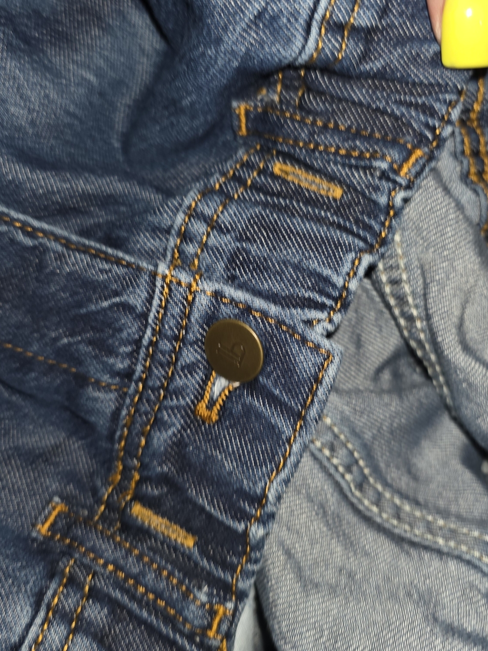 Wide Leg Women’s Jeans in Dark Blue - Picture 3 of 6